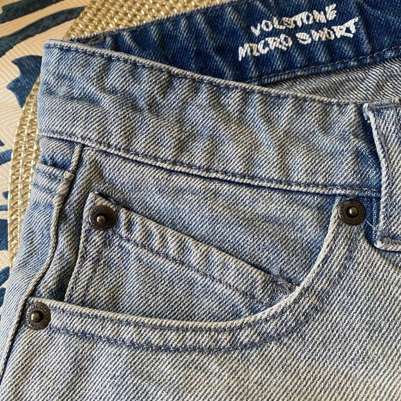Volcom Denim Shorts Size 3 - Picture 3 of 5